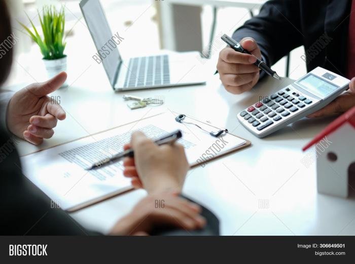 Maximize Your Insurance Payout with a Winning Lawyer